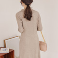 柔軟針織翻領牌扣洋裝(兩色) 20030079_8