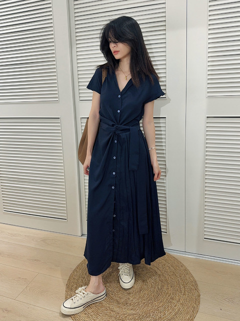 氣質款翻領側綁帶洋裝 20030198