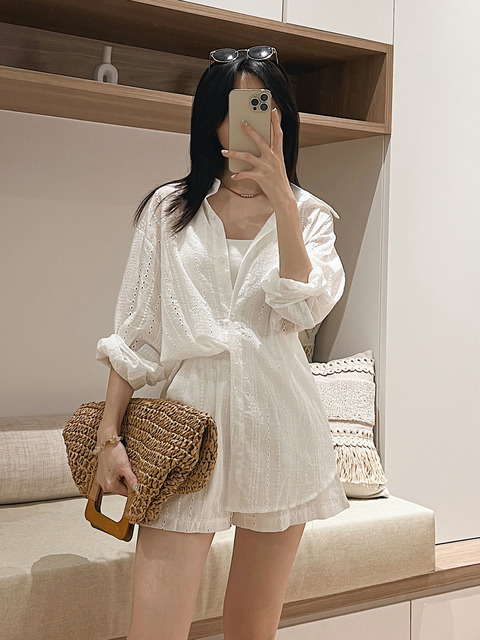 【現貨】法式慵懶簍空蕾絲套裝 20050045