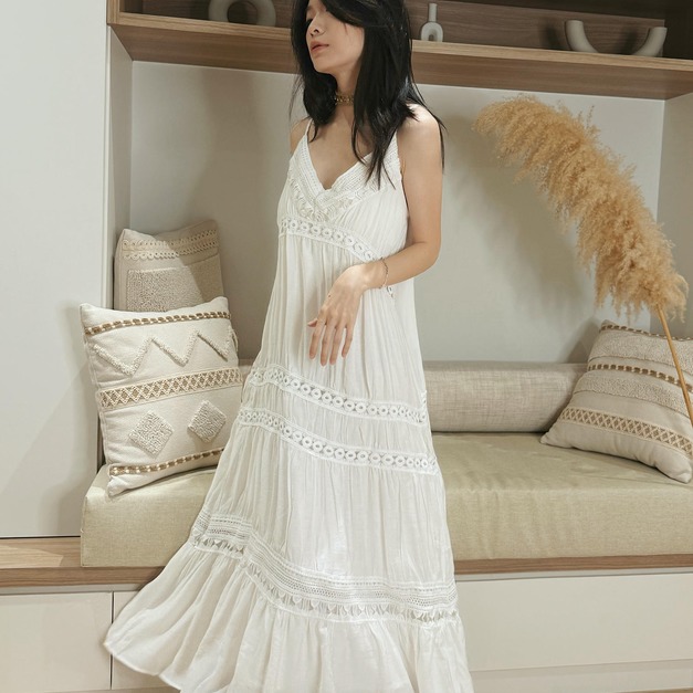 夏日氣息蕾絲簍空長洋裝(SML) 20030226