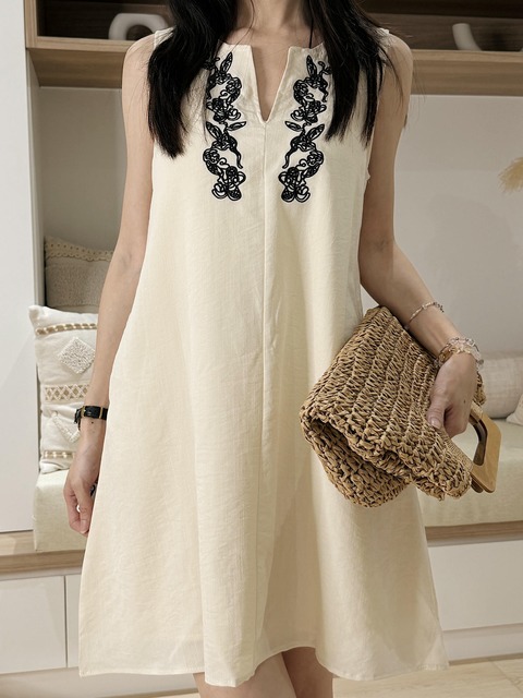 【M現貨】夏日藤蔓刺繡背心洋裝 20030227(SML)