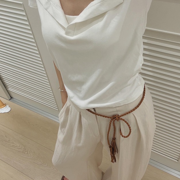 韓系姊姊風基本款亨利領Ｔ(兩色)(M-2XL) 20010346