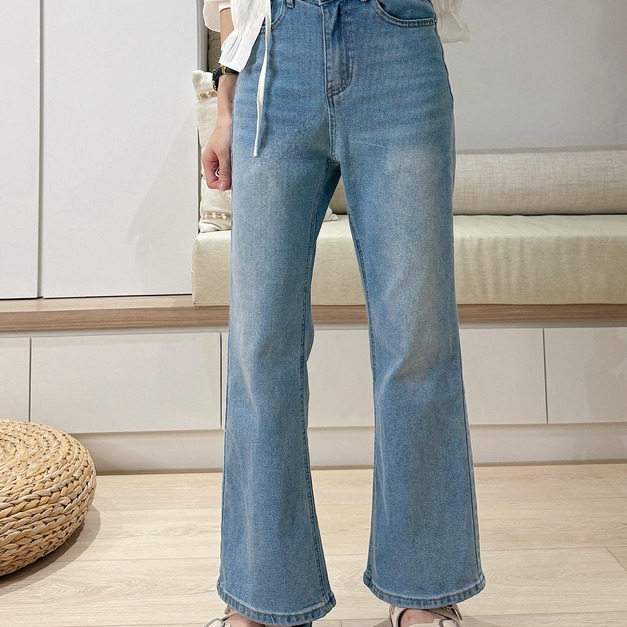 【S一般長現貨】高腰彈性微喇叭牛仔褲(S-4XL) 20020238