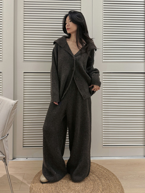 柔軟步調坑紋針織褲套裝 20050055