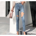 韓版不規則裁切設計破洞牛仔褲_3