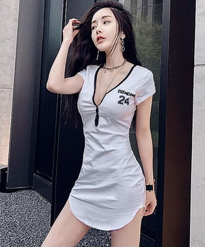 性感V領低胸圓弧下擺包臀長版上衣(2色)