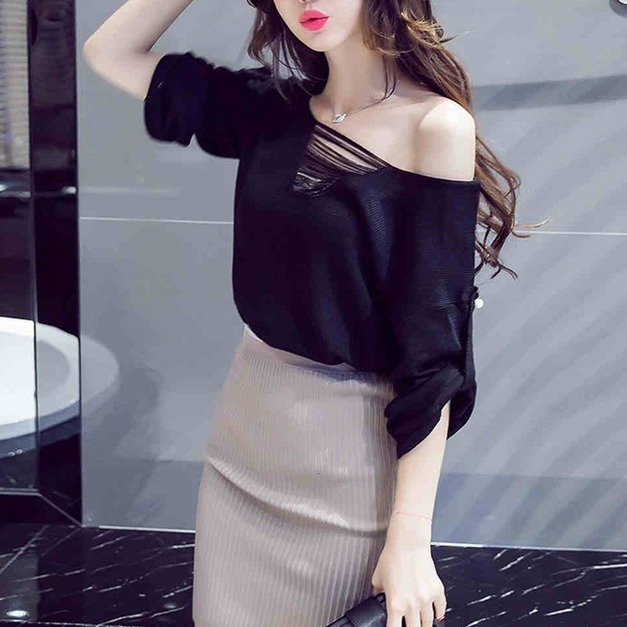 韓版性感露肩V領破洞包臀輛件套裝