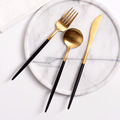 黑金經典設計餐具4件組_1