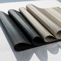 黑銀色餐桌墊