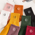 【S003】日系刺繡微笑中筒襪(8色)