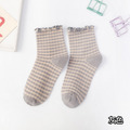【S016】韓系捲捲花邊小格紋低筒襪(6色)_4