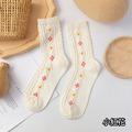 【S110】日系純白立體小花中筒襪(3色)_4