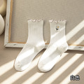 【S074】韓系莫蘭迪色系捲捲花邊刺繡小花中筒襪(8色)_6