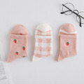 【S154】日系格紋草莓中筒襪(3雙1組)_3