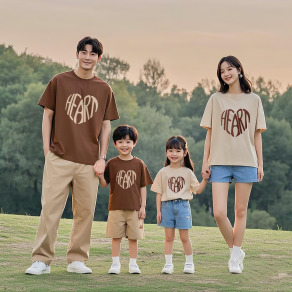 【F056】日系字母心型全家福親子短袖上衣(2色)