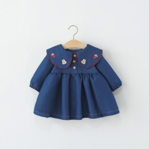 【BG561】日系刺繡草莓兔牛仔長袖澎澎洋裝(1色)