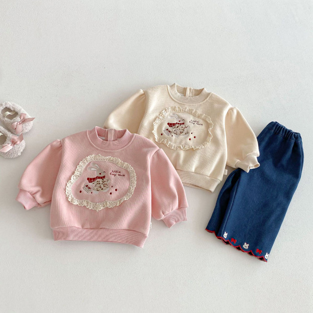 【BU239】可愛花邊小兔保暖上衣(2色)