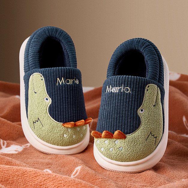 【SH013】酷酷鱷魚毛絨全包室內鞋(親子款)(1色)