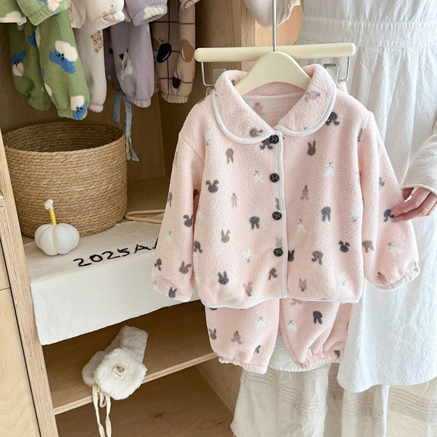 【HB027】超萌兔兔翻領法蘭絨成套睡衣(長袖/長褲)(1色)