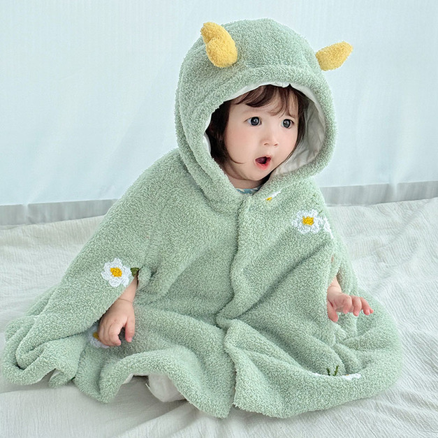 【BC014】保暖防風清新小花珊瑚絨斗篷(1色)