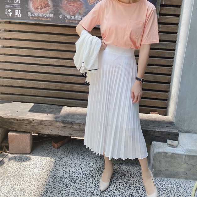 Pleated Long Skirt