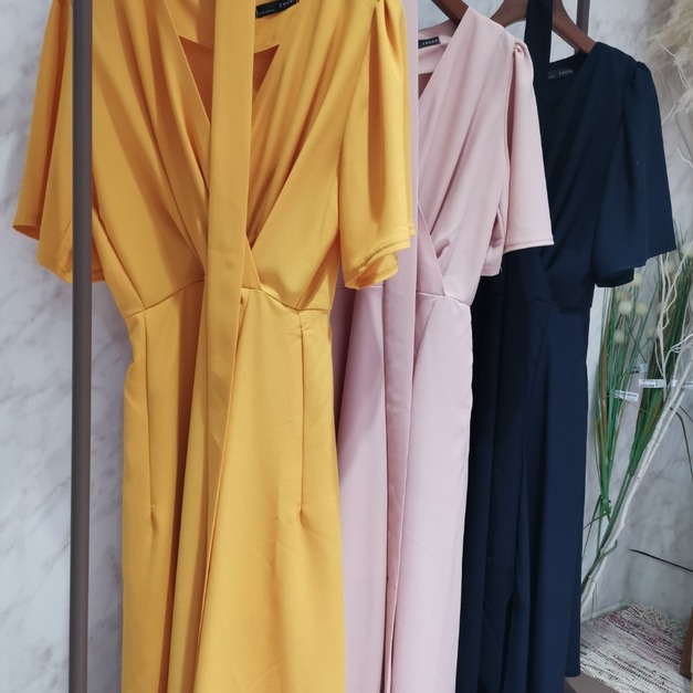 V Neck Overlap Design Dress