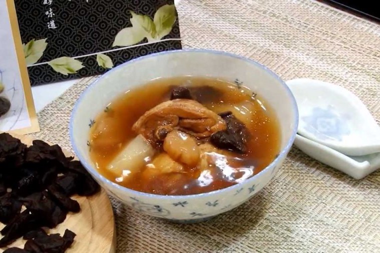 【三代同堂蘿蔔雞湯】多種層次的三代蘿蔔雞湯