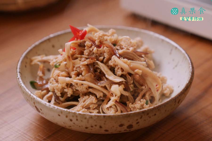 【花椰菜乾炒木耳】口感不同的蔬菜意外合拍