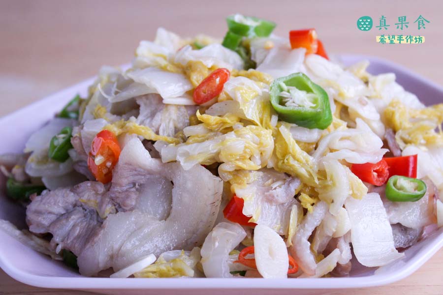 【酸白菜炒五花肉】黃金比例超級下飯，光聞香氣就垂涎三尺