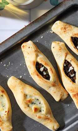 法塔爺－牛肉 Fatayer-Beef