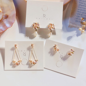 優雅貝殼水鑽花朵耳釘