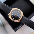 MARC JACOBS 小logo皮質手錶_4