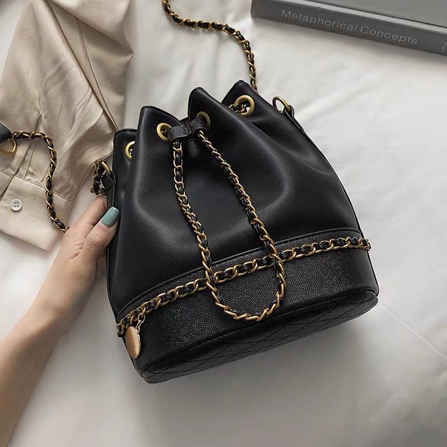 小香風皮質鏈條水桶包