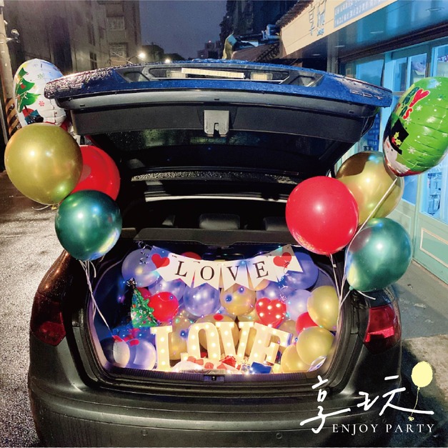 完美的聖誕節-後車廂佈置