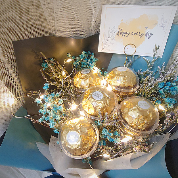 LED燈(會直接加在花束上) +$50