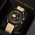 DANIEL GORMAN ｜萬有引力系列 星球造型 土星款 卡其色+黑框 卡其色矽膠錶帶 限量加贈黑色不鏽鋼錶帶 (DG0132KB)_2