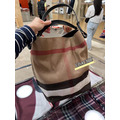 EdaChic Burberry經典格紋棉麻水桶包（大）_2
