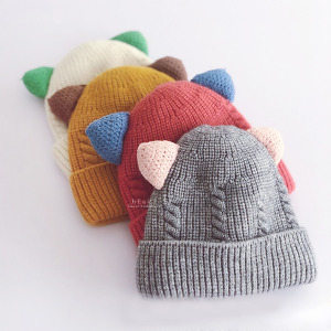 (出清不退換)雙色貓耳造型針織帽