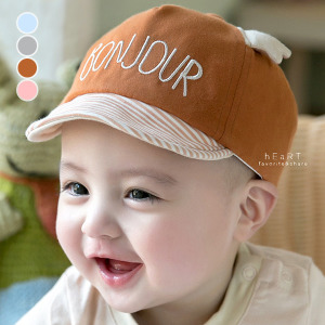 (出清不退換)立體星星字母圖案棒球帽