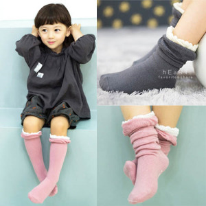 (出清不退換)花邊拼接泡泡止滑中筒襪