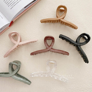 氣質簡約復古交叉抓夾