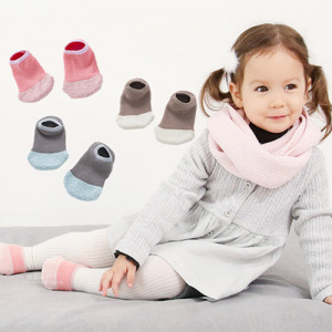 (出清不退換)極簡珊瑚絨毛圈保暖止滑短襪