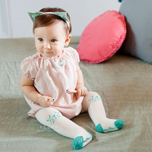 (出清不退換)柔軟超彈力簡約棉質白色小貓包腳褲襪