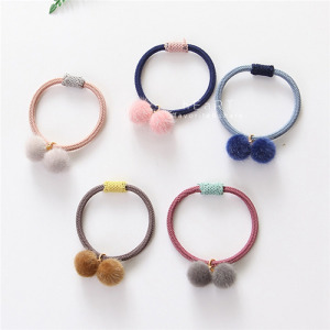 毛毛球拼色髮圈