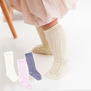 (出清不退換)純色透氣網眼鬆口中筒襪