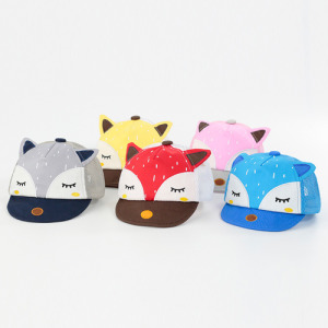 (出清不退換)小狐狸透氣網格鴨舌帽