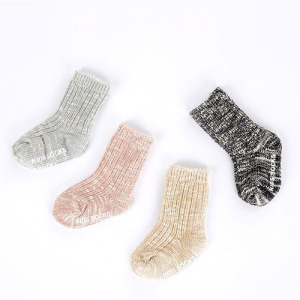 (出清不退換)粗針織毛線止滑中筒襪