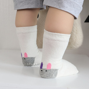 (出清不退換)小兔子後跟印花止滑短襪