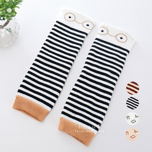 (出清不退換)幾何線條護膝爬行襪套