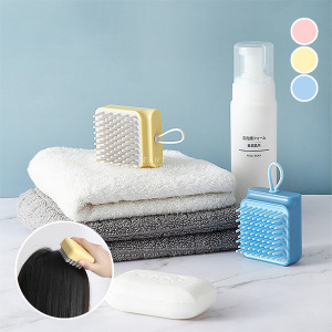 懸掛設計按摩洗頭梳